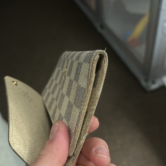 Louis Vuitton wallet - Picture 8 of 8